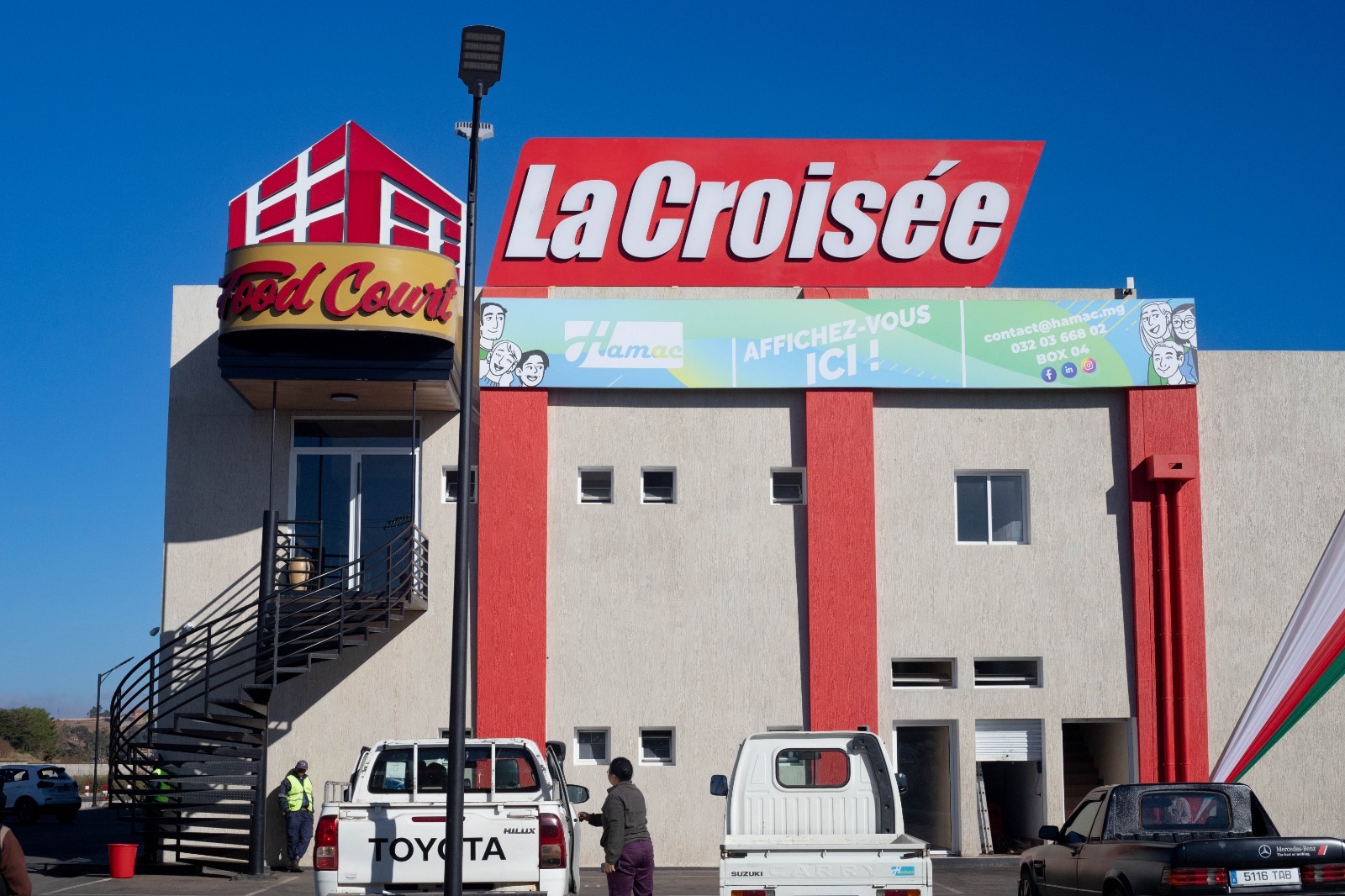 Affichage Hamac installé au centre commercial La Croisée